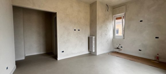 Apartamento de 2 divisões em Brescia, Italy N.º 335579 3