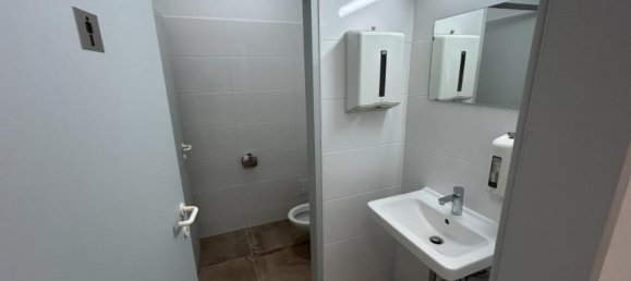 5-Zimmer Gewerbliche Immobilie in Laa an der Thaya, Austria, Nr. 250978 11