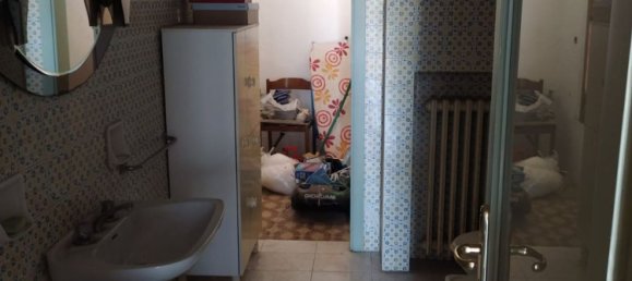 4 rooms House in San Lorenzo in Campo, Italy No. 254506 4