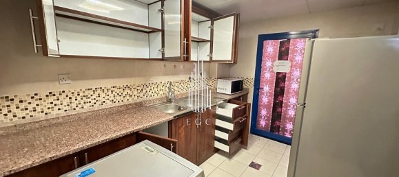 Здание 8026.8м² в Tourist Club Area, ОАЭ № 40215 3