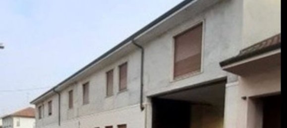 4غرفة شقة في Arluno, Italy رقم 133351 2