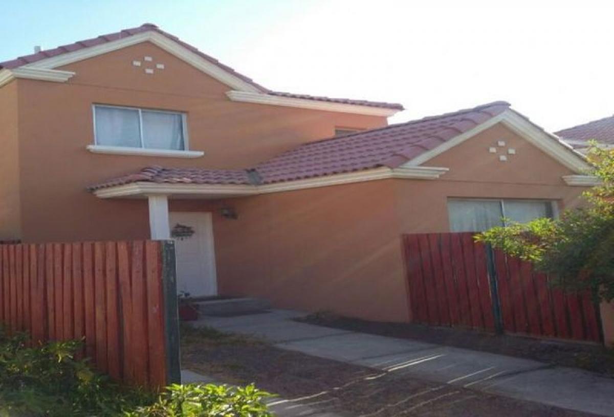 3 bedrooms House in Antofagasta, Chile No. 1579