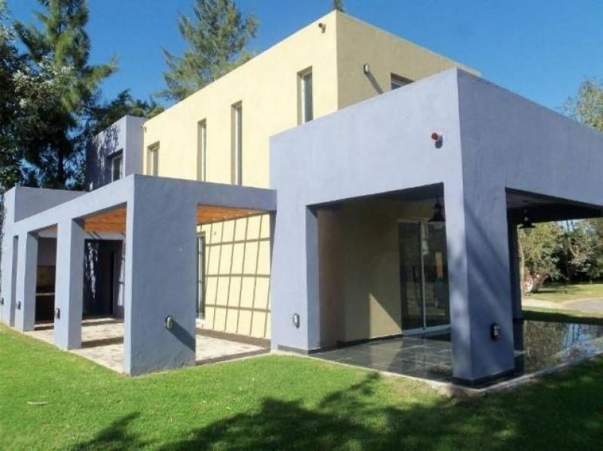 3 bedrooms House in Pilar, Argentina No. 77732