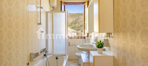 Apartamento de 2 dormitorios en Loano, Italy No. 39236 40