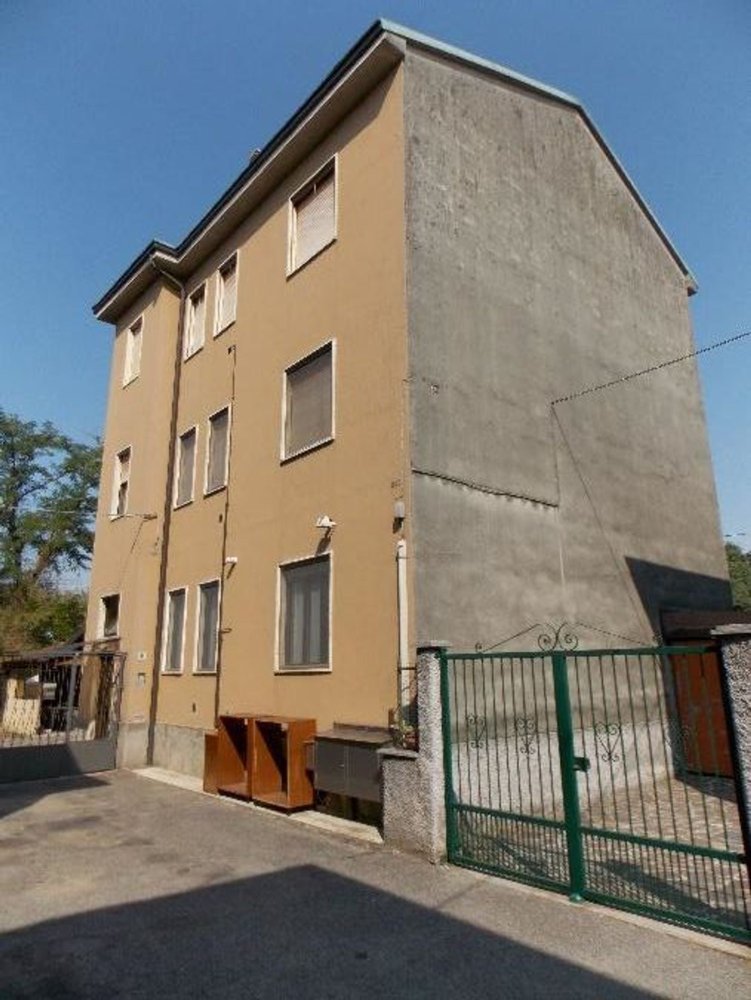 Apartamento de 3 divisões em Locate di Triulzi, Italy N.º 87408