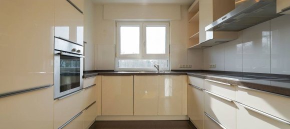 3-salle Appartement à Dusseldorf, Germany No. 89980 5