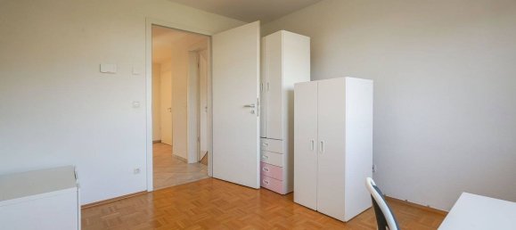 3-salle Appartement à Dusseldorf, Germany No. 89980 10