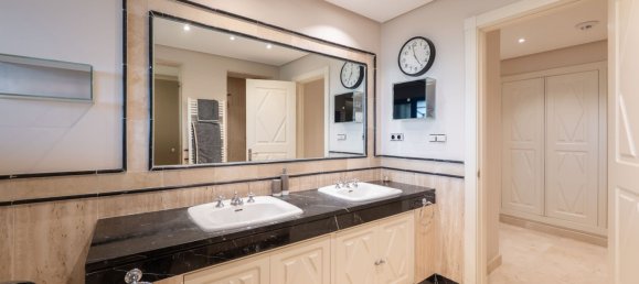 3 chambres Appartement à Marbella, Spain No. 136405 36