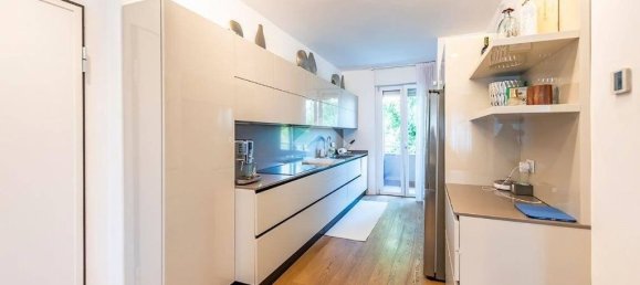 3 Schlafzimmer Penthouse in Arese, Italy, Nr. 24862 4