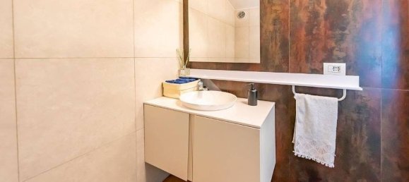 3 Schlafzimmer Penthouse in Arese, Italy, Nr. 24862 48