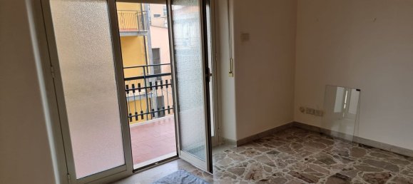 4 rooms Apartment in Giarre, Italy No. 49218 12