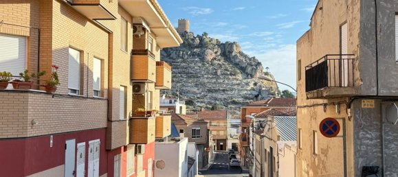 4 Schlafzimmer Wohnung in Castalla, Spain, Nr. 126942 4