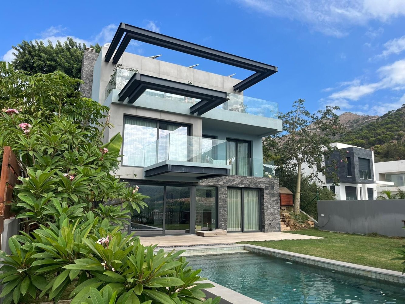 5 bedrooms House in Mijas, Spain No. 138504