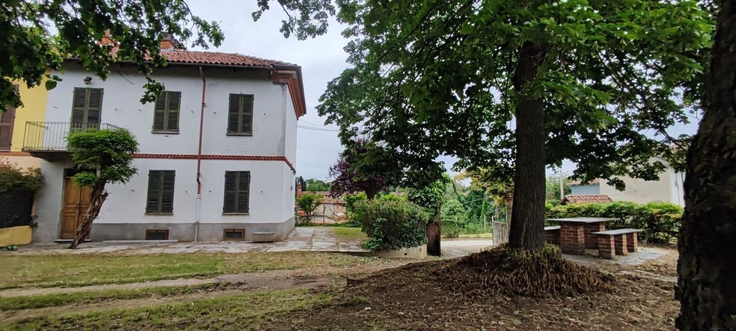 3 rooms House in Asti, Italy No. 149782