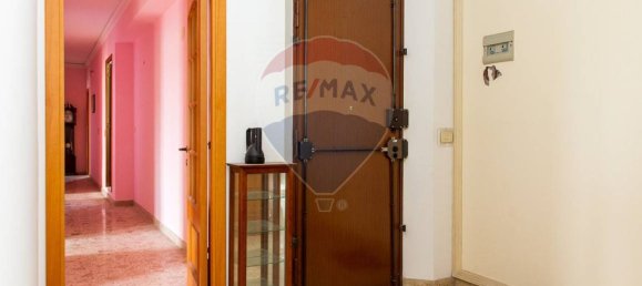 Квартира с 3 спальнями в Ачиреале, Италия № 371633 3