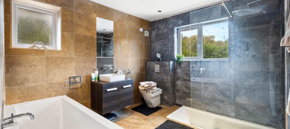 Casa T4 em Horley, United Kingdom N.º 981 55