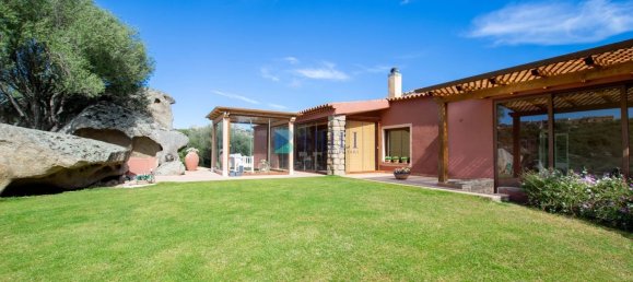 Villa de 8 habitaciónes en Arzachena, Italy No. 63046 19