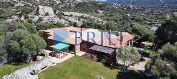 Villa de 8 habitaciónes en Arzachena, Italy No. 63046 37