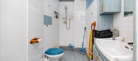  House in Portsmouth, United Kingdom No. 2077 7