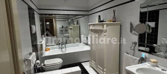 Apartamento T2 em Cellatica, Italy N.º 335932 14