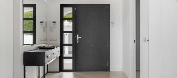 5 Schlafzimmer Villa in El Paraiso, Spain, Nr. 146537 7