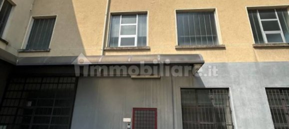 5 rooms Warehouse in Varese, Italy No. 208544 2
