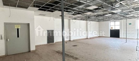 5 rooms Warehouse in Varese, Italy No. 208544 19