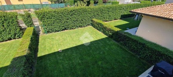 Вилла с 3 спальнями в Кьяри, Италия № 341975 32