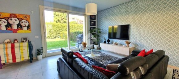 Вилла с 3 спальнями в Кьяри, Италия № 341975 15