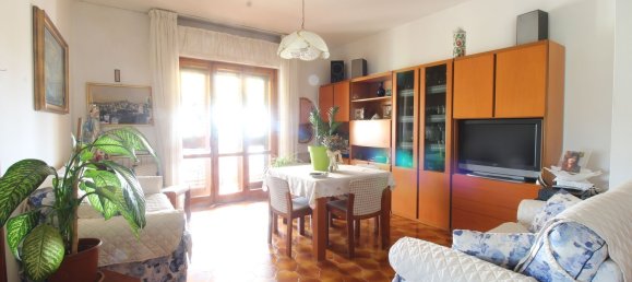 Apartamento de 4 habitaciónes en Monsummano Terme, Italy No. 274860 15