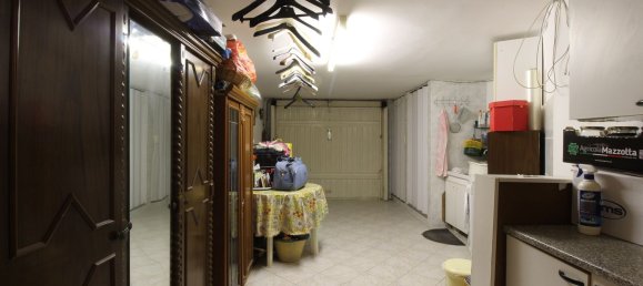 Apartamento de 4 habitaciónes en Monsummano Terme, Italy No. 274860 32