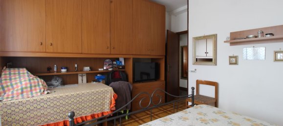 Apartamento de 4 habitaciónes en Monsummano Terme, Italy No. 274860 10