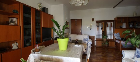 Apartamento de 4 habitaciónes en Monsummano Terme, Italy No. 274860 20