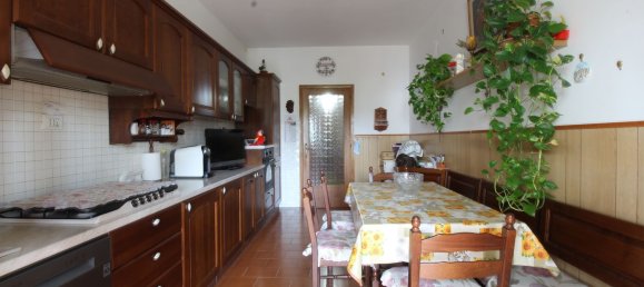 Apartamento de 4 habitaciónes en Monsummano Terme, Italy No. 274860 25