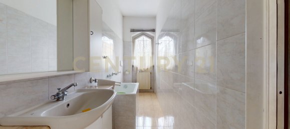 Villa T3 em Rho, Italy N.º 265442 17