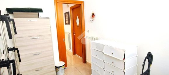 Apartamento de 3 dormitorios en Foggia, Italy No. 315876 27