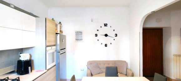Apartamento de 3 dormitorios en Foggia, Italy No. 315876 8