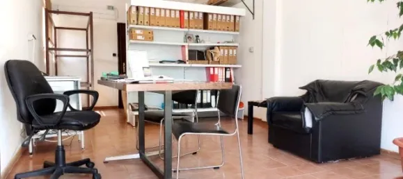 38m² Commercial property in Almada, Portugal No. 146777 3