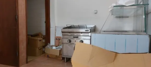 38m² Commercial property in Almada, Portugal No. 146777 5