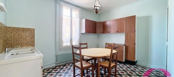 3 bedrooms House in Vert-le-Petit, France No. 180445 4