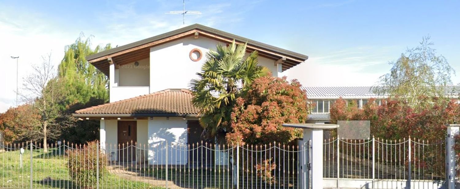8-Zimmer Villa in Caresanablot, Italy, Nr. 13354
