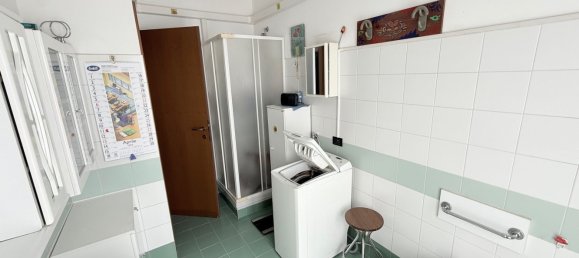 3 rooms Apartment in Bergamo, Italy No. 258844 30