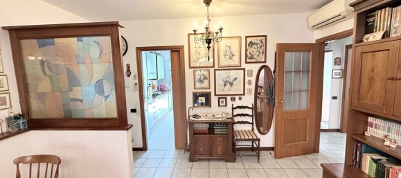 3 rooms Apartment in Bergamo, Italy No. 258844 21