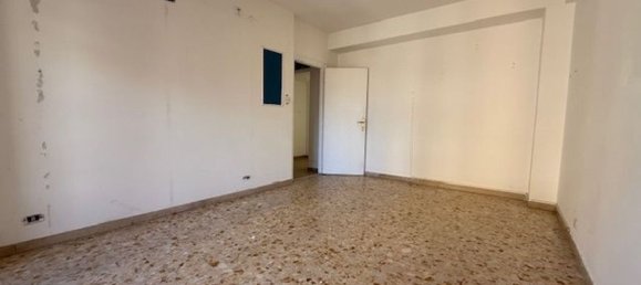 3 rooms Apartment in Rome, Italy No. 273770 12