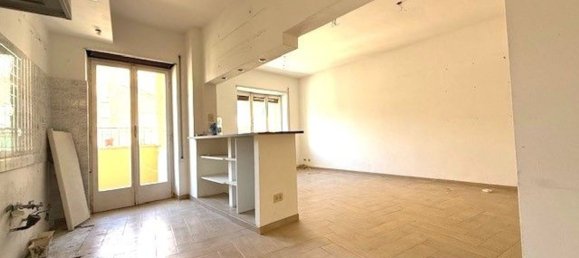 3 rooms Apartment in Rome, Italy No. 273770 7