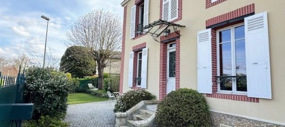 5 bedrooms House in Vernouillet, France No. 188336 2