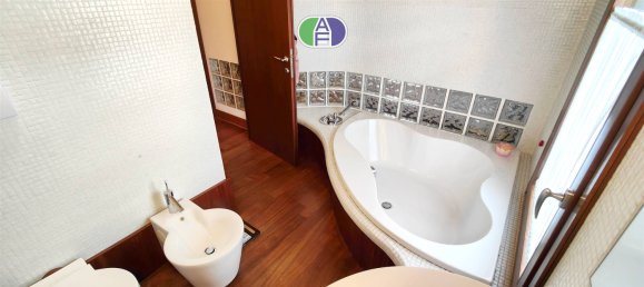 6 Schlafzimmer Haus in Fiesso d'Artico, Italy, Nr. 61765 48