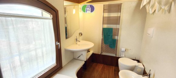 6 Schlafzimmer Haus in Fiesso d'Artico, Italy, Nr. 61765 49