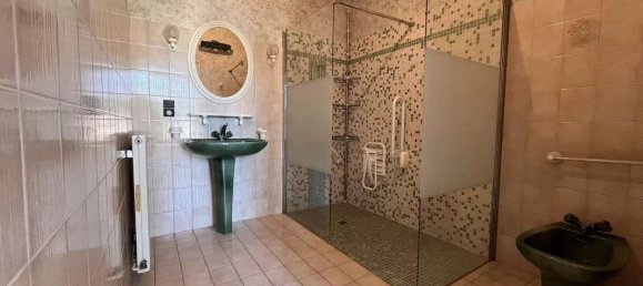 6 Schlafzimmer Haus in Montpon-Menesterol, France, Nr. 335772 6