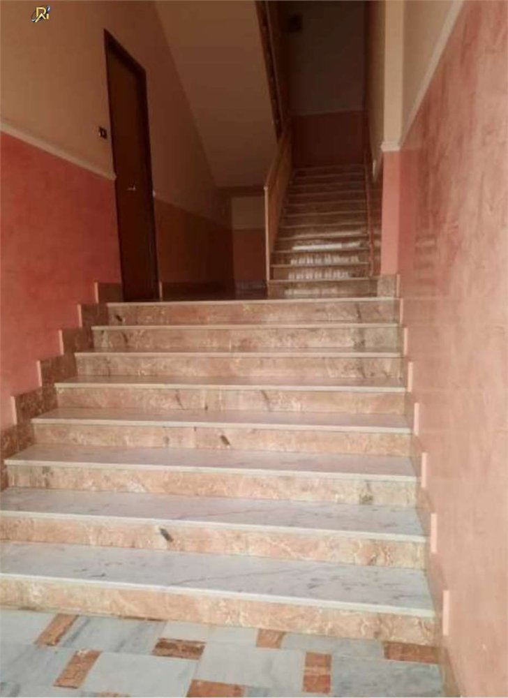 Квартира с 6 комнатами в Каникатти, Италия № 224206